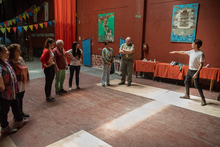 Community theater workshop at Teatro Brown led by Horacio Pérez Photo by: Pato Hebert